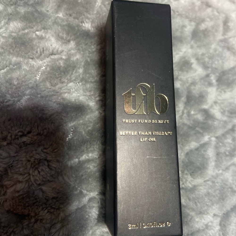 Trust Fund Beauty Better Than Therapy Lip Oil